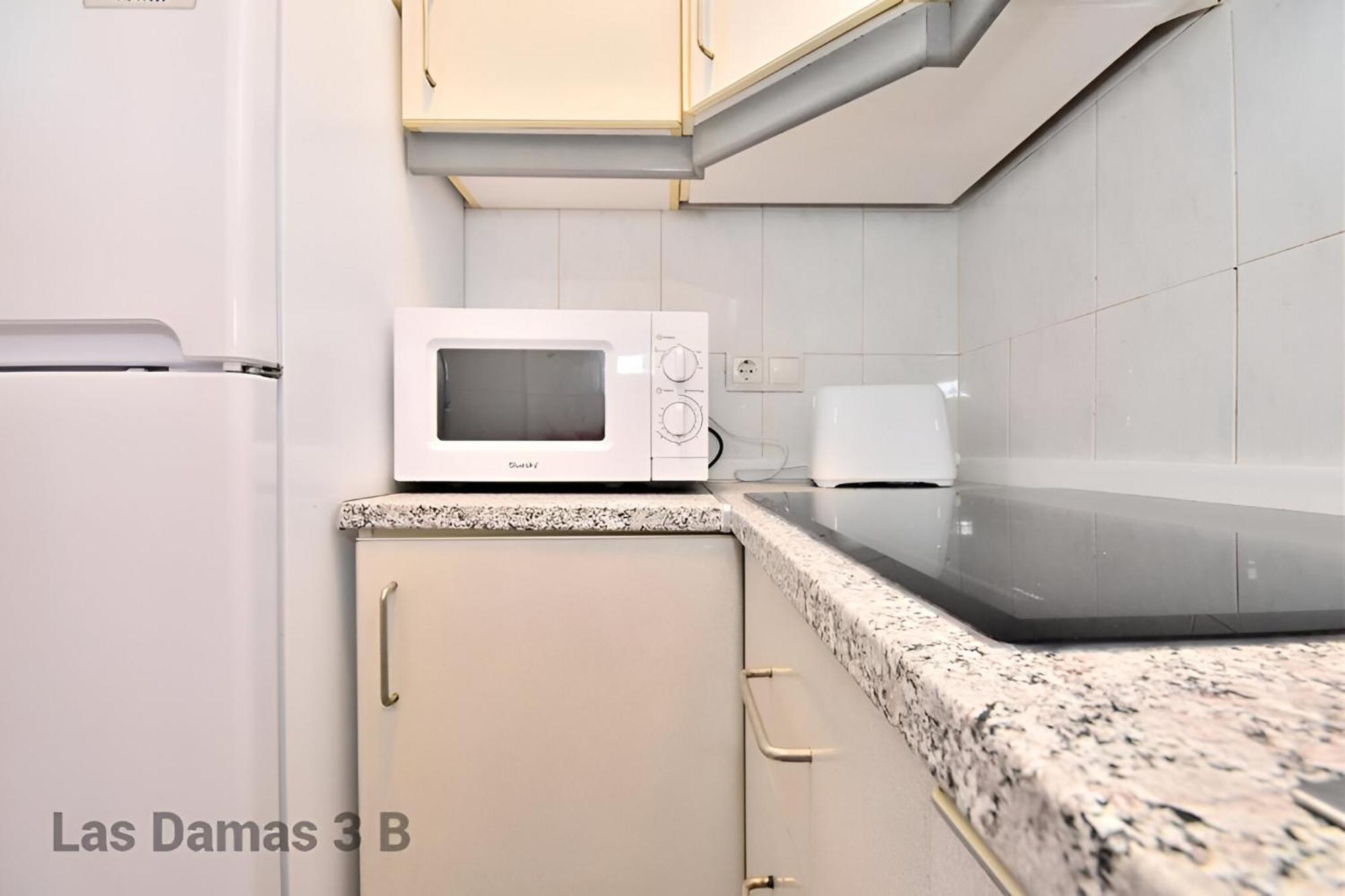 Las Damas 3B Beach Front - Pool & Parking Бенидорм Екстериор снимка
