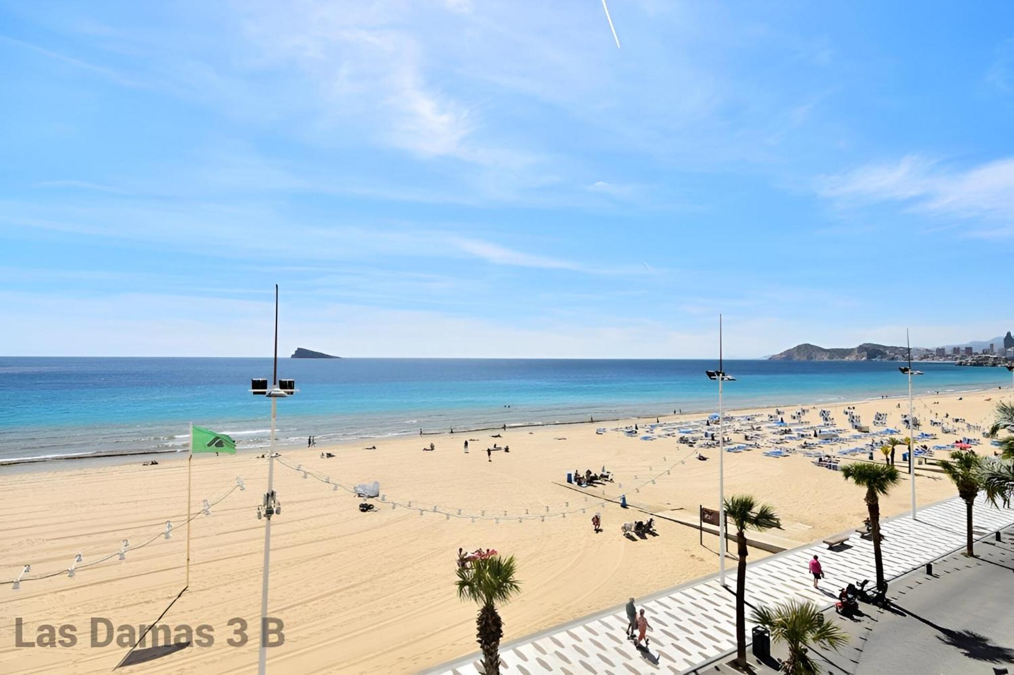 Las Damas 3B Beach Front - Pool & Parking Бенидорм Екстериор снимка